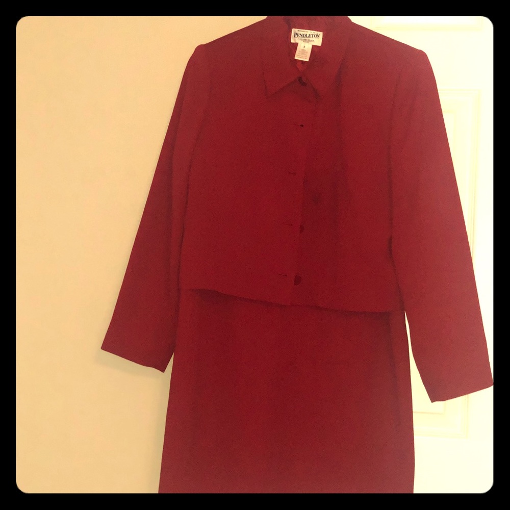 Women’s suit